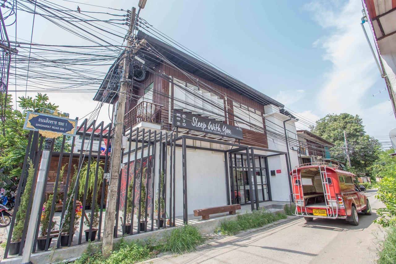Sleep With You - Hatch Co-Living And Co-Working Space Chiang Mai Exterior foto